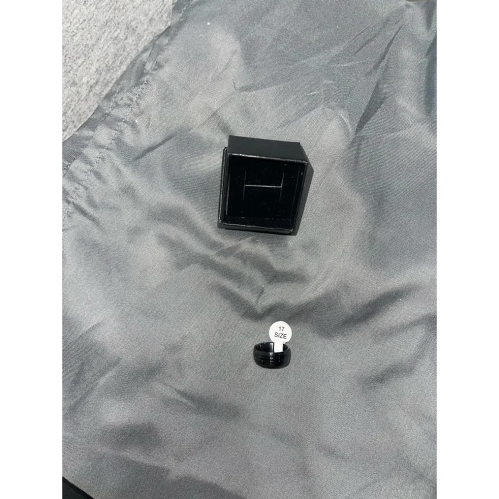 Men's Black stainless steel Ring Size 18